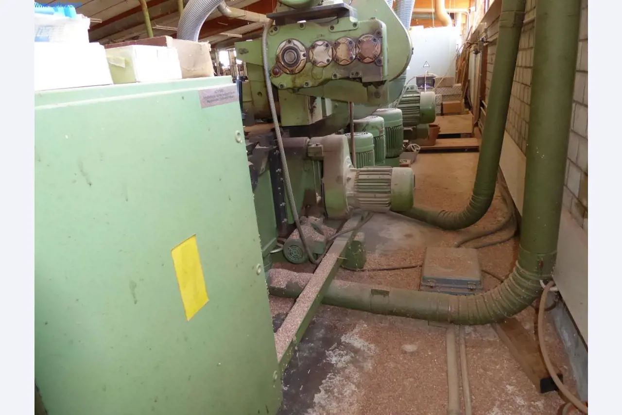 Máquinas del sector de la carpintería y la construcción de ventanas-6