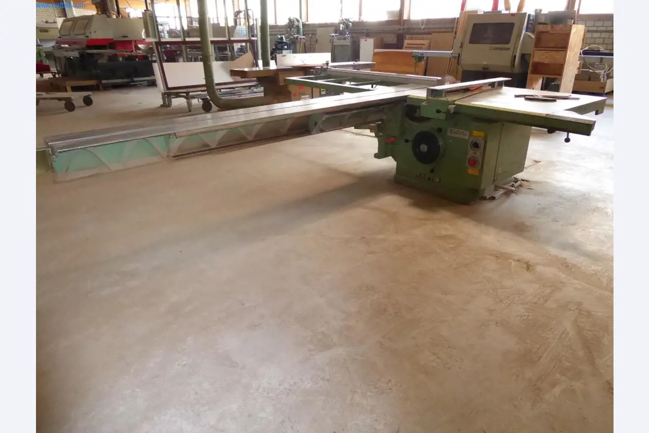 Maschinen aus dem Bereich Schreinerei und Fensterbau-2