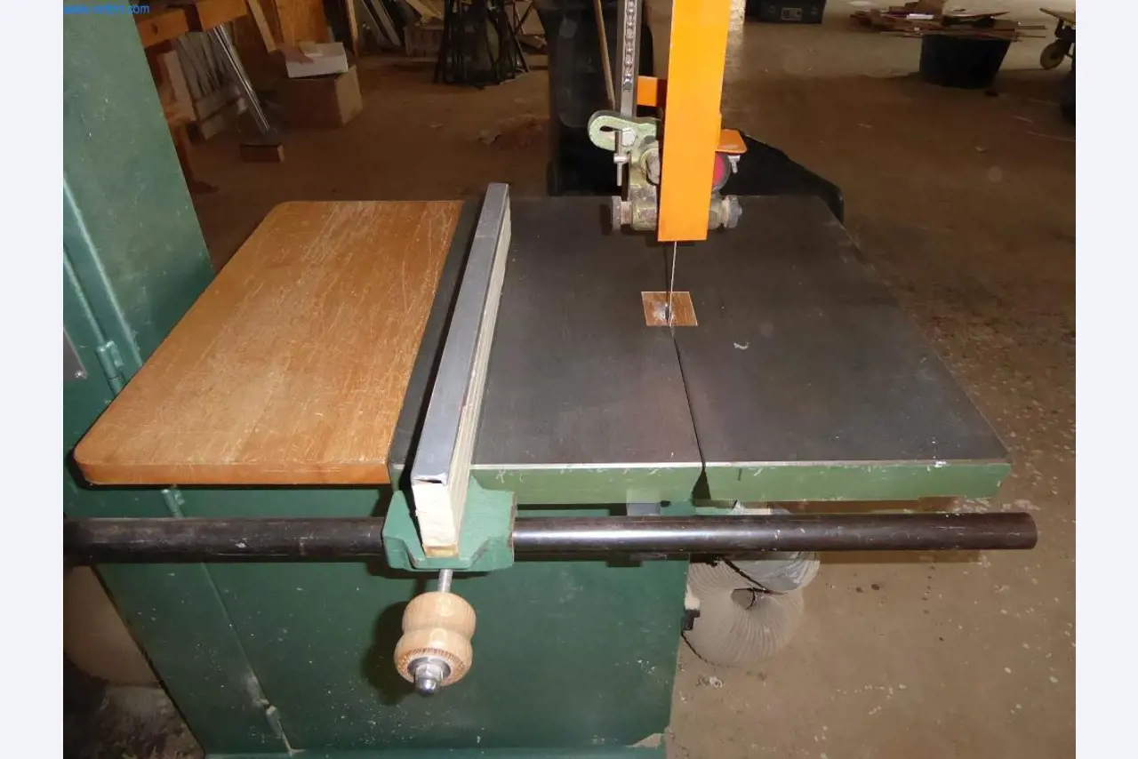 Machines from the carpentry and window construction sector-7