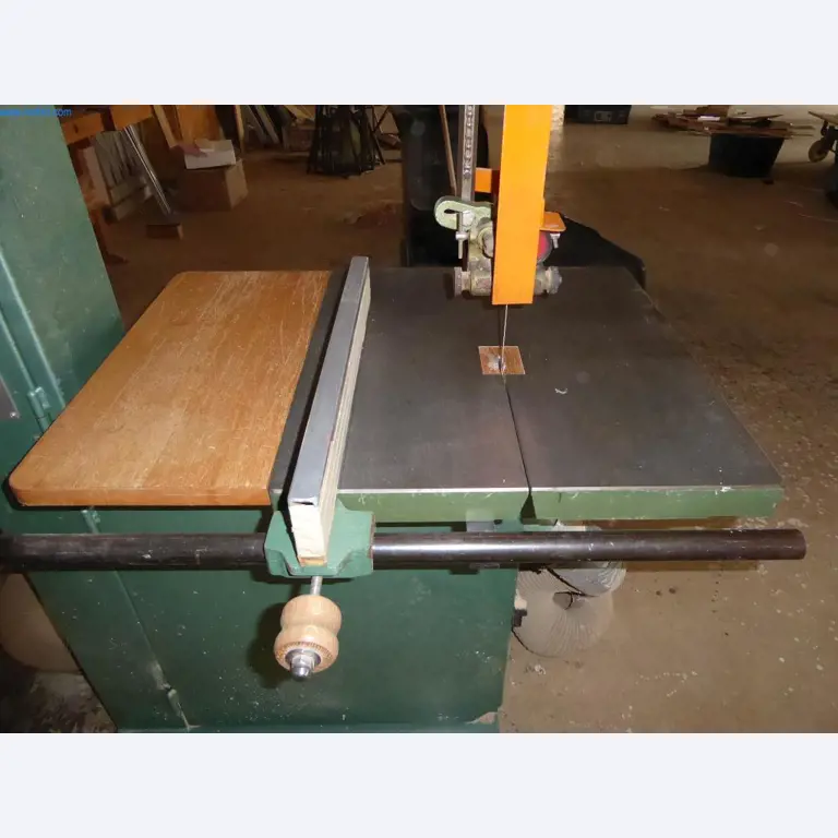 Machines from the carpentry and window construction sector-7