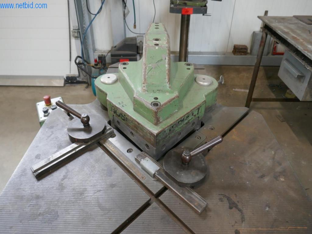 BGA, zásoby, montážní materiál a vozidla z divize střešních krytin.-2