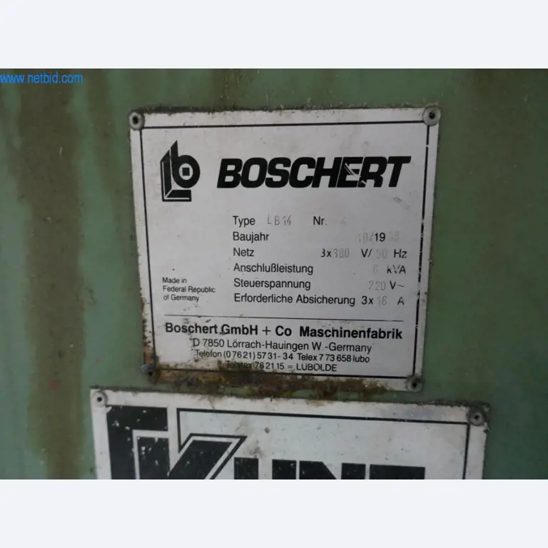 BGA, zásoby, montážní materiál a vozidla z divize střešních krytin.-5