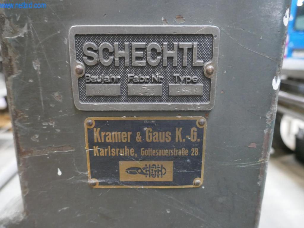 BGA, zapasy, materiały montażowe i pojazdy z działu pokryć dachowych-4