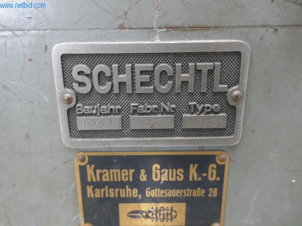 BGA, zapasy, materiały montażowe i pojazdy z działu pokryć dachowych-3