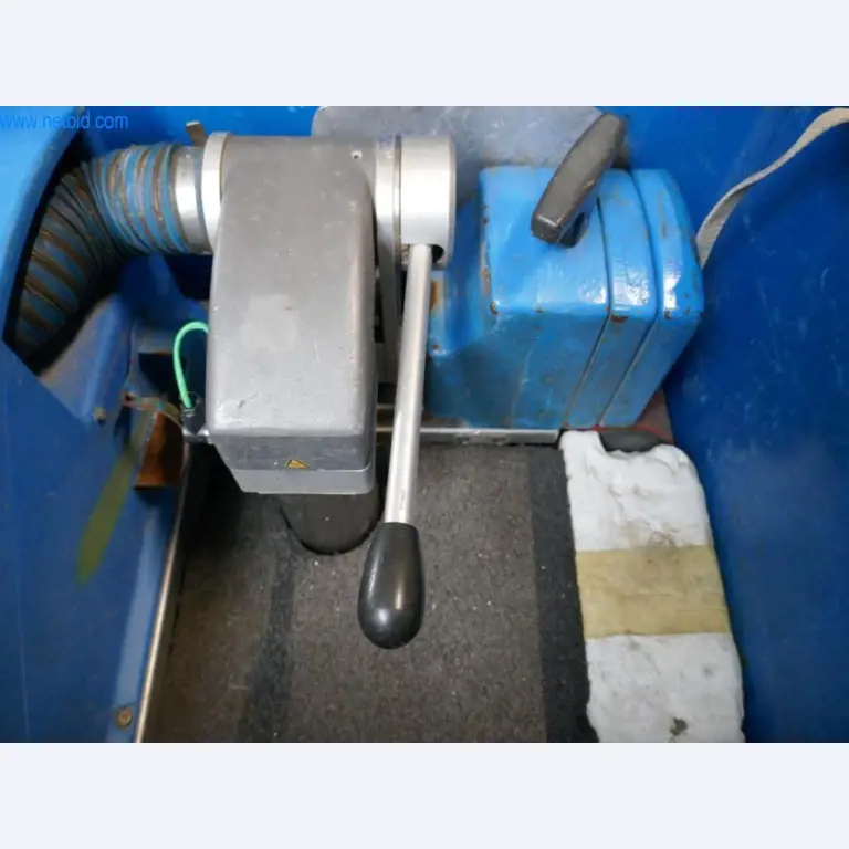 BGA, Warenvorräte, Montagematerial und Fahrzeuge aus dem Bereich Dachdeckerei-2