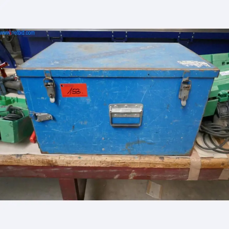 BGA, Warenvorräte, Montagematerial und Fahrzeuge aus dem Bereich Dachdeckerei-4
