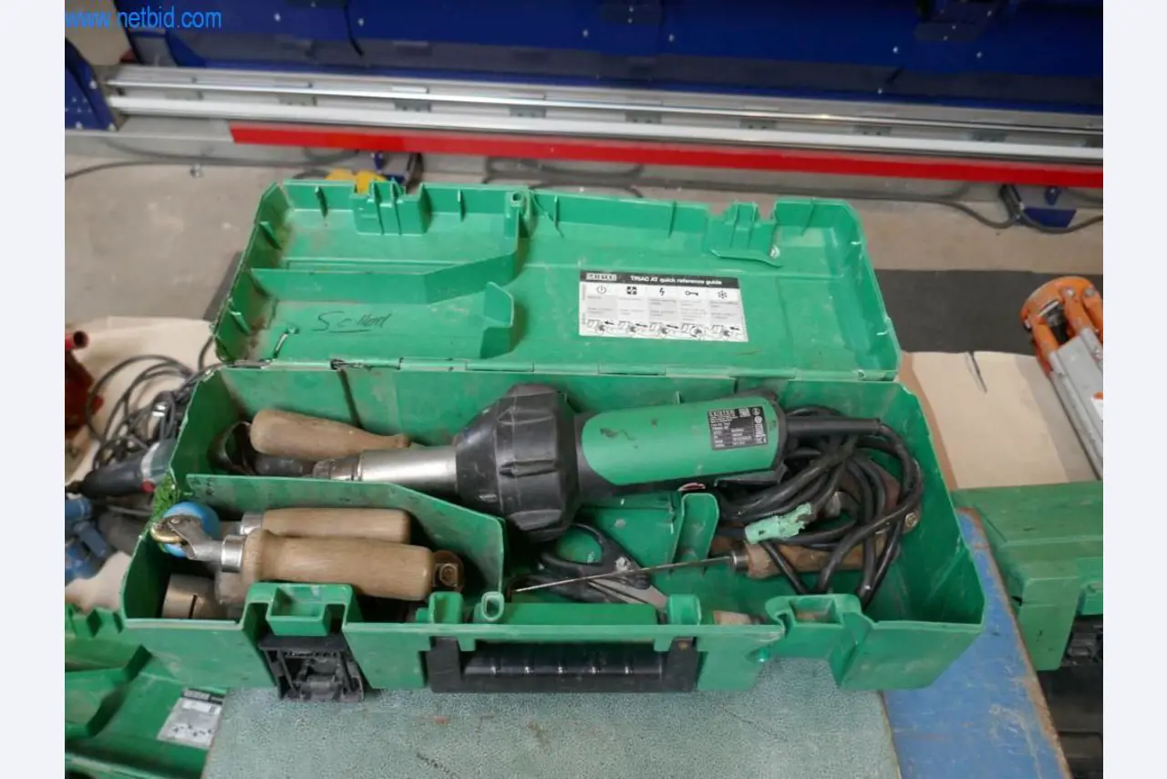 BGA, Warenvorräte, Montagematerial und Fahrzeuge aus dem Bereich Dachdeckerei-5