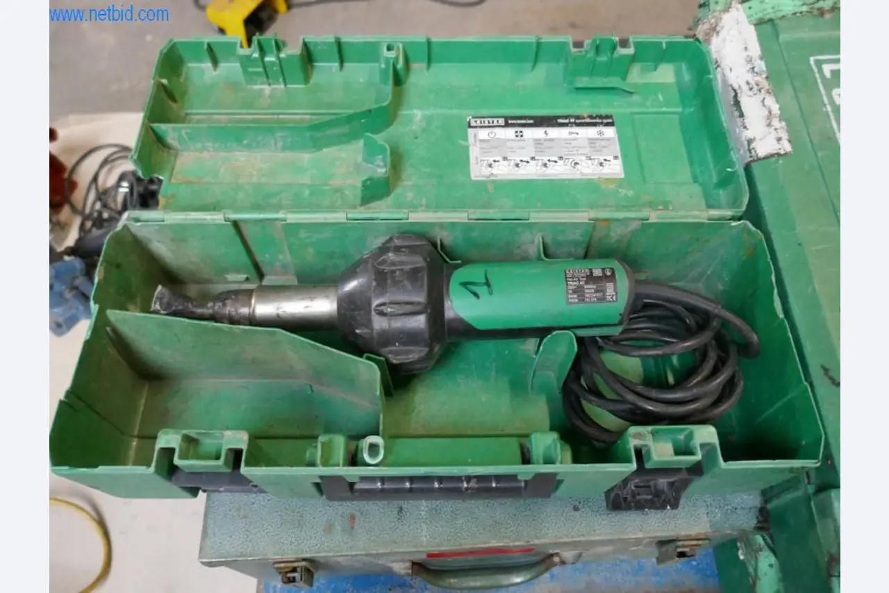 BGA, Warenvorräte, Montagematerial und Fahrzeuge aus dem Bereich Dachdeckerei-8
