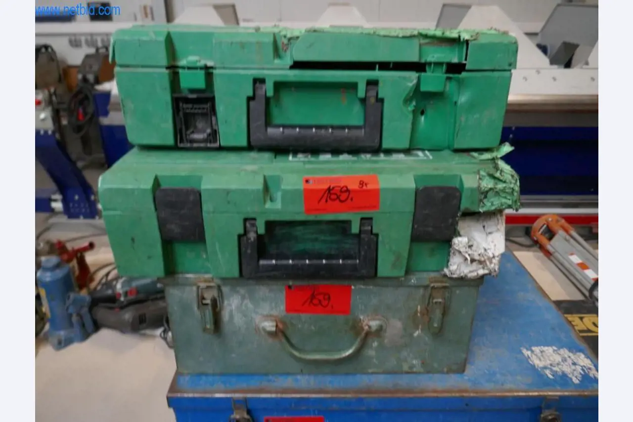 BGA, Warenvorräte, Montagematerial und Fahrzeuge aus dem Bereich Dachdeckerei-9