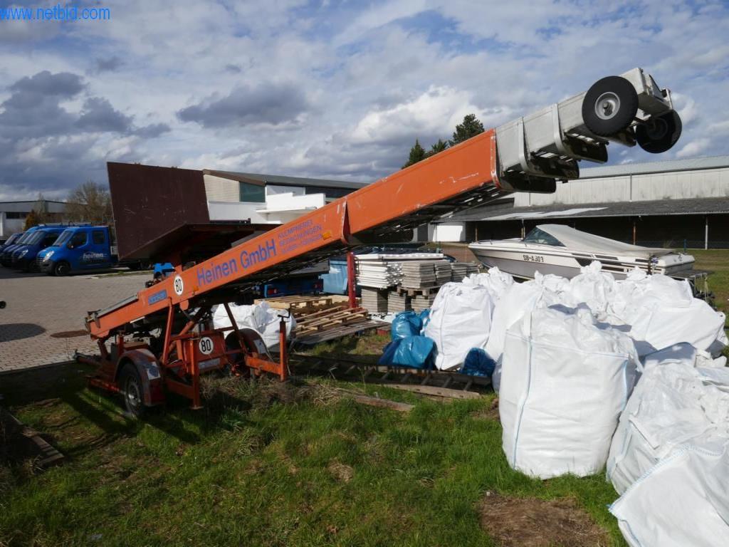 BGA, zapasy, materiały montażowe i pojazdy z działu pokryć dachowych-2