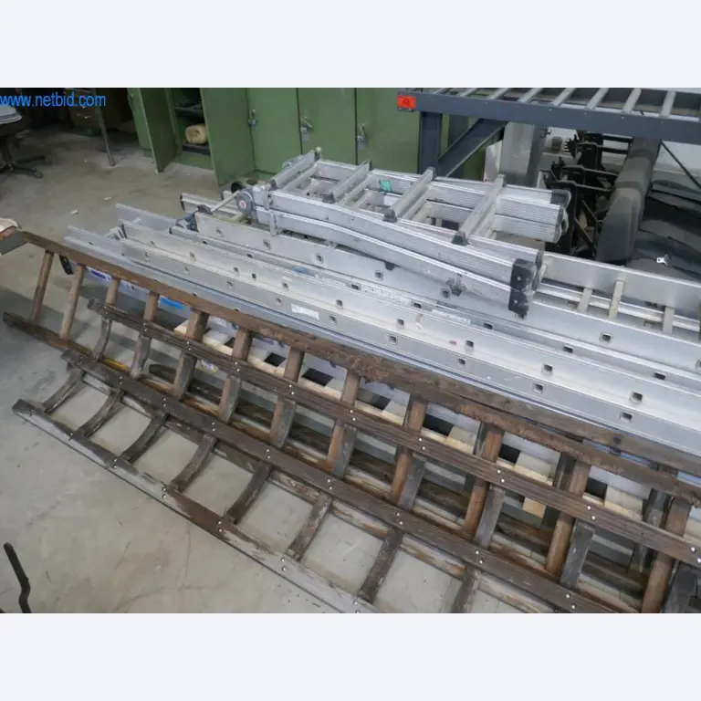BGA, Warenvorräte, Montagematerial und Fahrzeuge aus dem Bereich Dachdeckerei-1