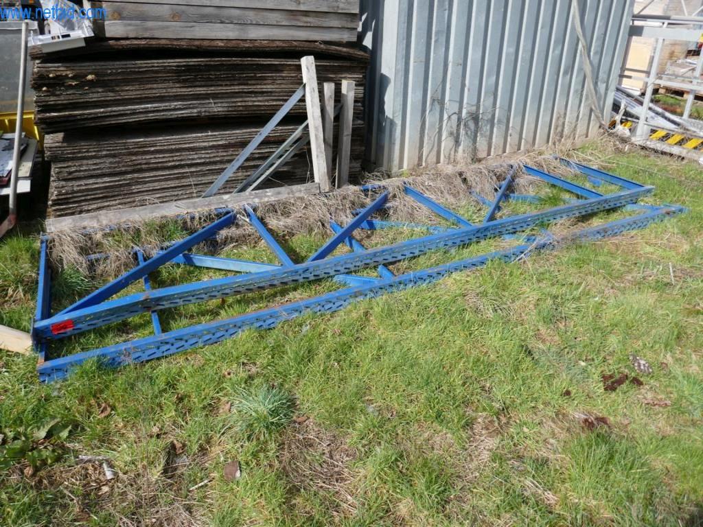 BGA, zapasy, materiały montażowe i pojazdy z działu pokryć dachowych-2