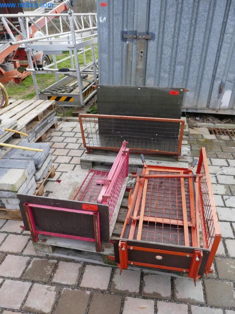 BGA, zapasy, materiały montażowe i pojazdy z działu pokryć dachowych-2