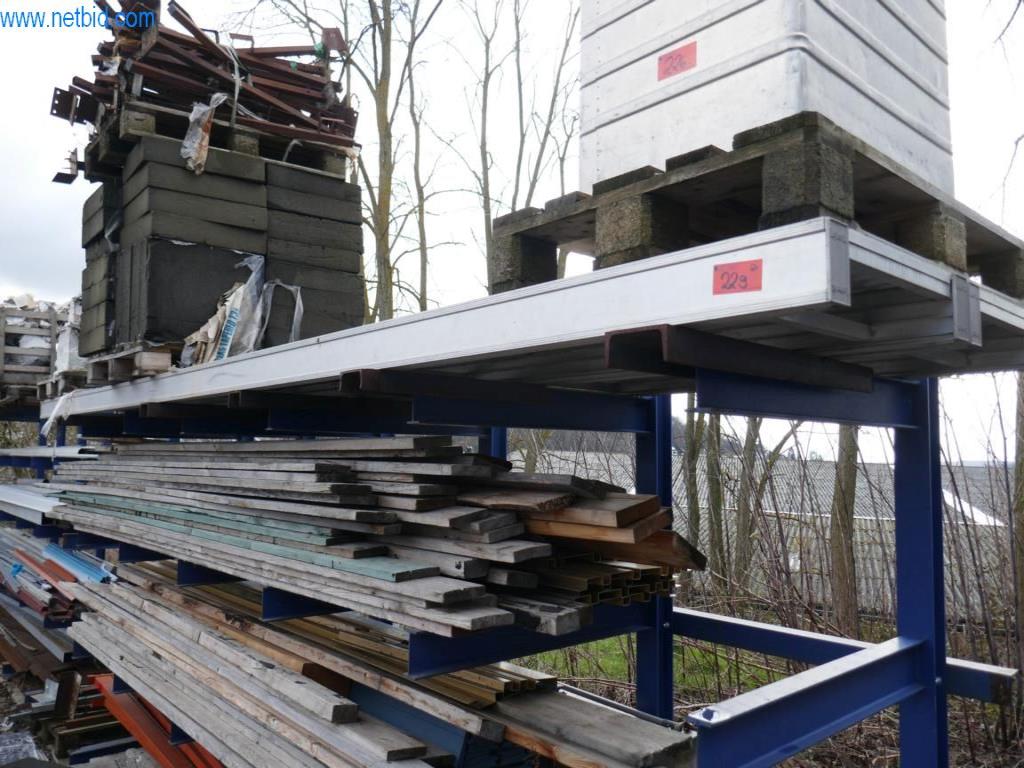 BGA, zapasy, materiały montażowe i pojazdy z działu pokryć dachowych-2