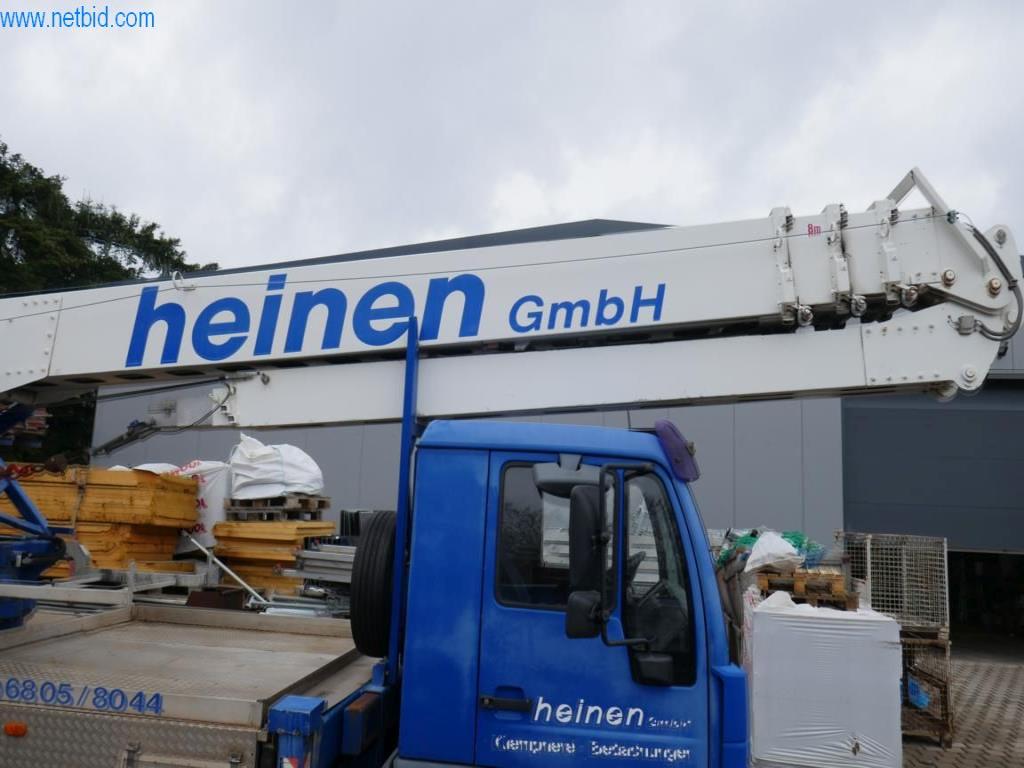 BGA, zásoby, montážní materiál a vozidla z divize střešních krytin.-12