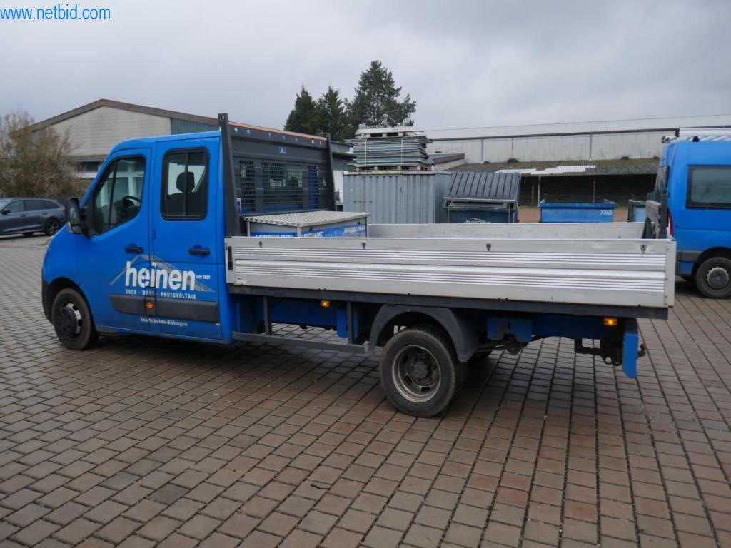 BGA, zásoby, montážní materiál a vozidla z divize střešních krytin.-13