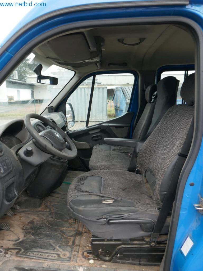 BGA, zásoby, montážní materiál a vozidla z divize střešních krytin.-3