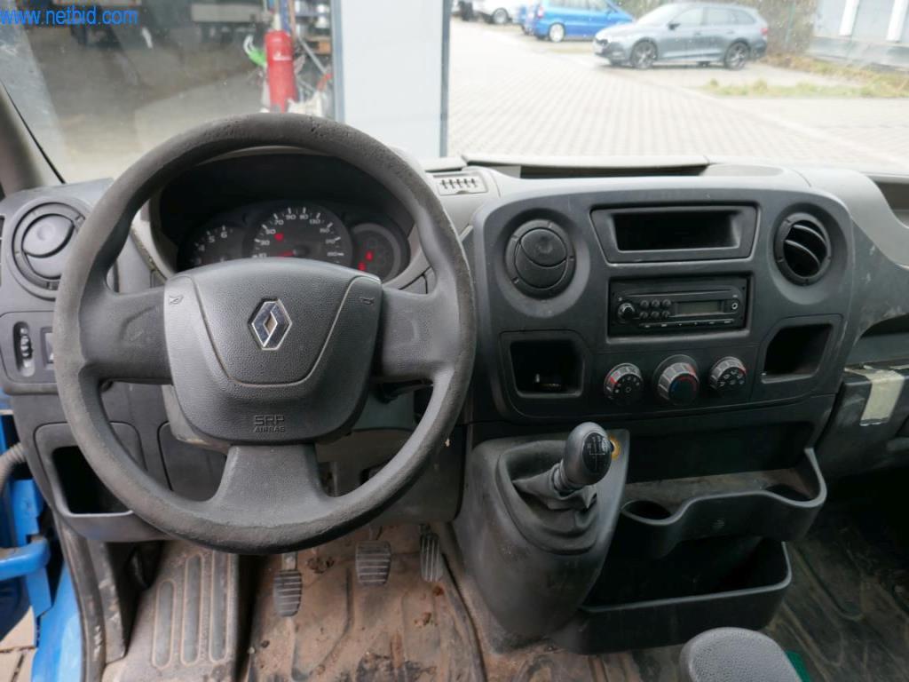 BGA, zásoby, montážní materiál a vozidla z divize střešních krytin.-4