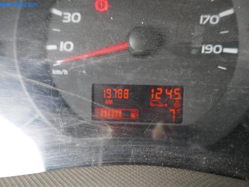 BGA, zásoby, montážní materiál a vozidla z divize střešních krytin.-7