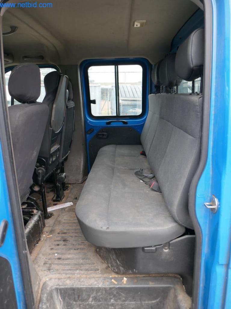 BGA, zásoby, montážní materiál a vozidla z divize střešních krytin.-9