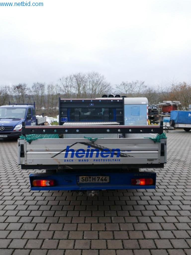 BGA, zásoby, montážní materiál a vozidla z divize střešních krytin.-18