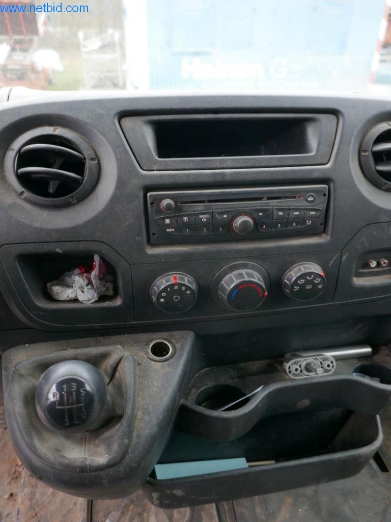 BGA, zásoby, montážní materiál a vozidla z divize střešních krytin.-3