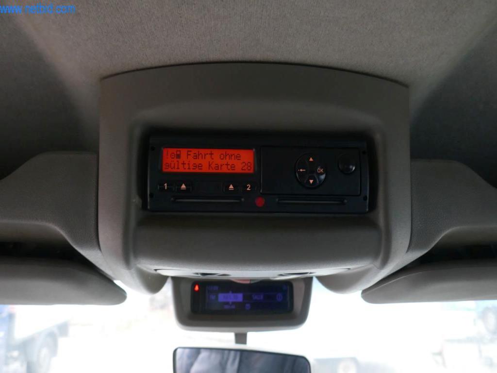 BGA, zásoby, montážní materiál a vozidla z divize střešních krytin.-5