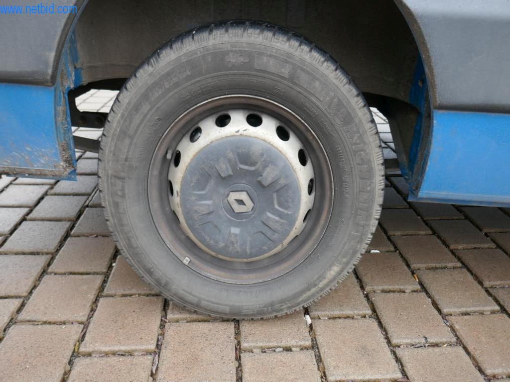 BGA, inventarios, materiales de montaje y vehículos de la división de techos-16