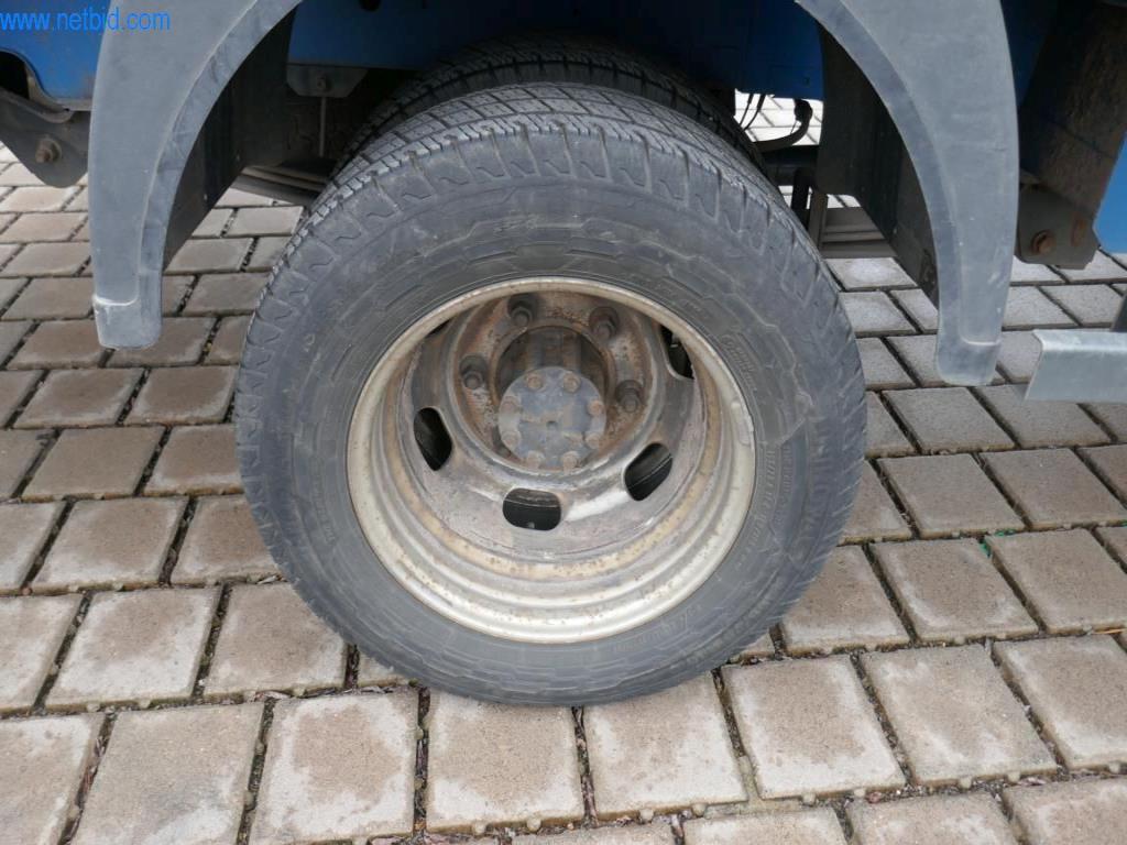 BGA, zásoby, montážní materiál a vozidla z divize střešních krytin.-12