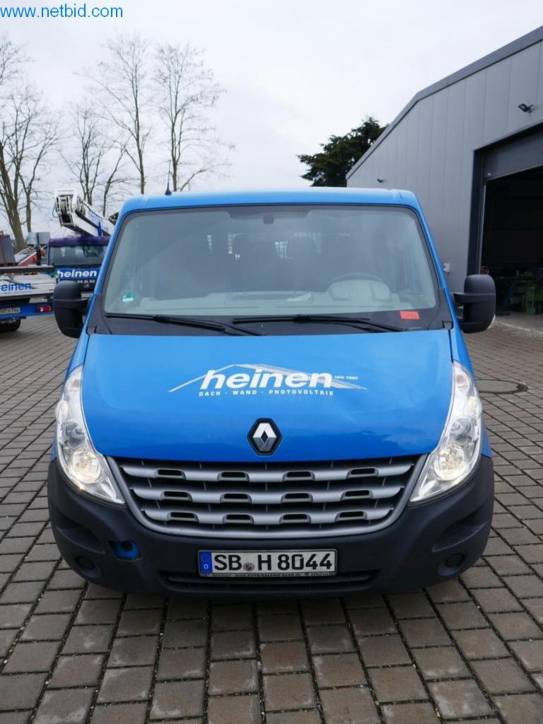 BGA, zásoby, montážní materiál a vozidla z divize střešních krytin.-19