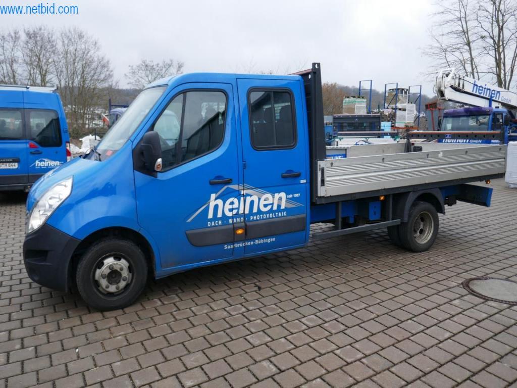 BGA, zásoby, montážní materiál a vozidla z divize střešních krytin.-1