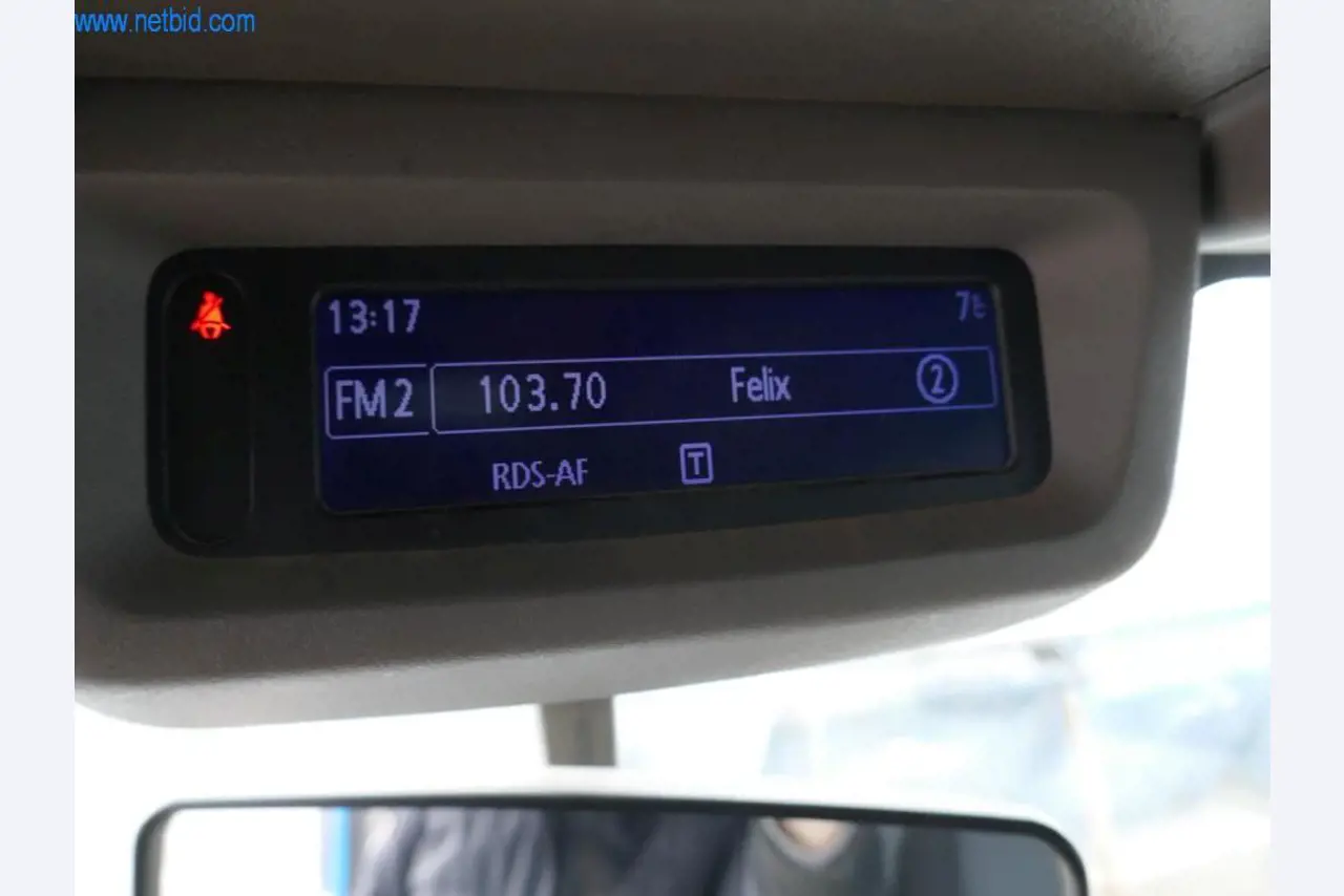 BGA, zásoby, montážní materiál a vozidla z divize střešních krytin.-4