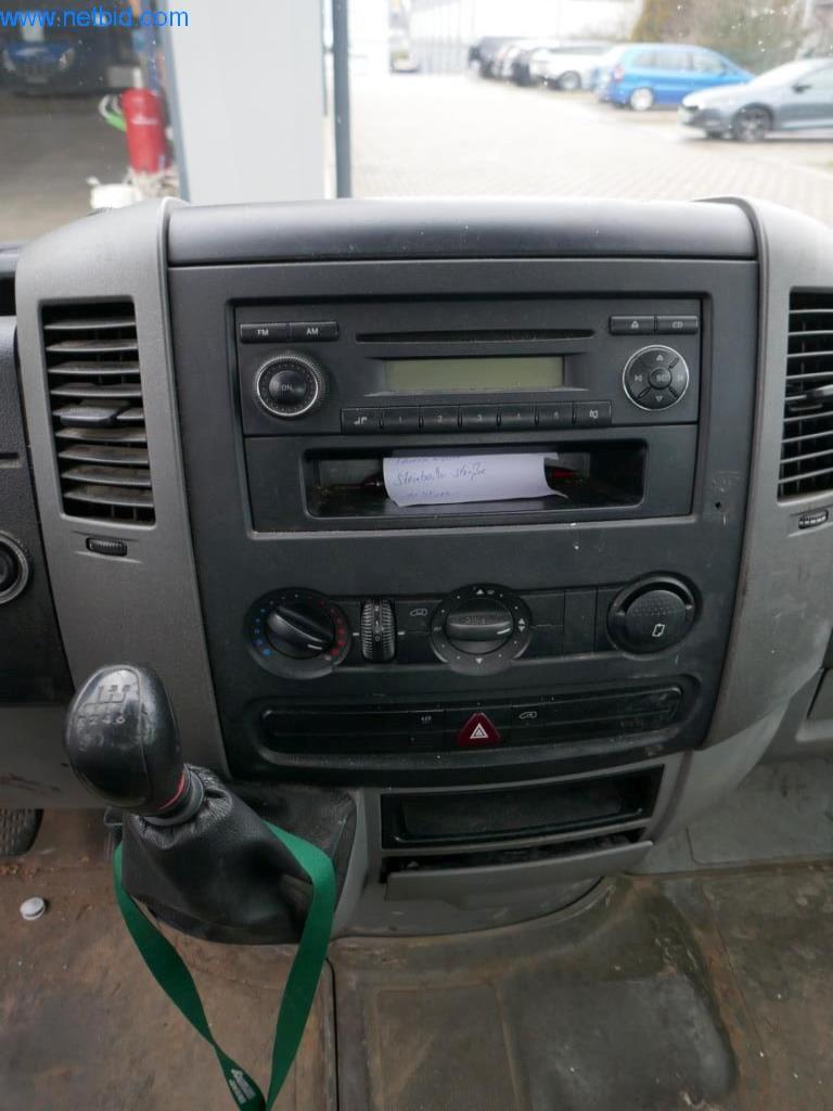 BGA, zásoby, montážní materiál a vozidla z divize střešních krytin.-3