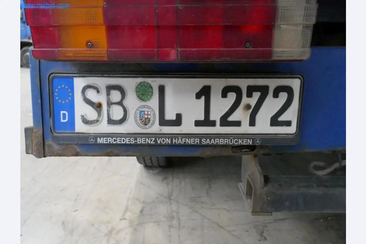 BGA, zásoby, montážní materiál a vozidla z divize střešních krytin.-4