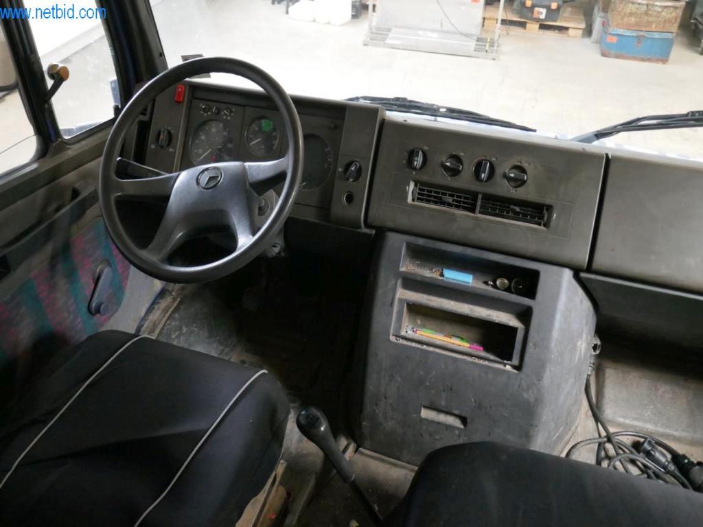 BGA, zásoby, montážní materiál a vozidla z divize střešních krytin.-15