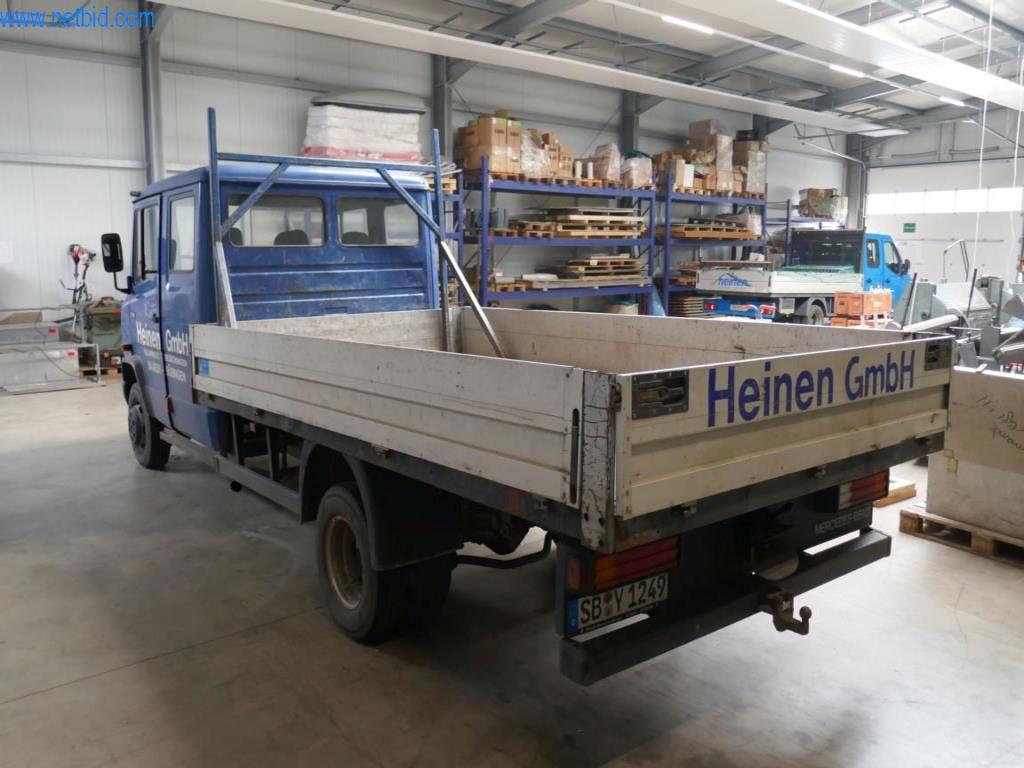 BGA, zásoby, montážní materiál a vozidla z divize střešních krytin.-2