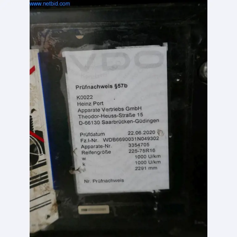 BGA, zásoby, montážní materiál a vozidla z divize střešních krytin.-3