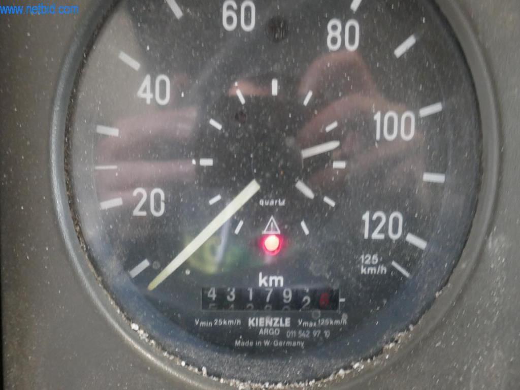 BGA, zásoby, montážní materiál a vozidla z divize střešních krytin.-4