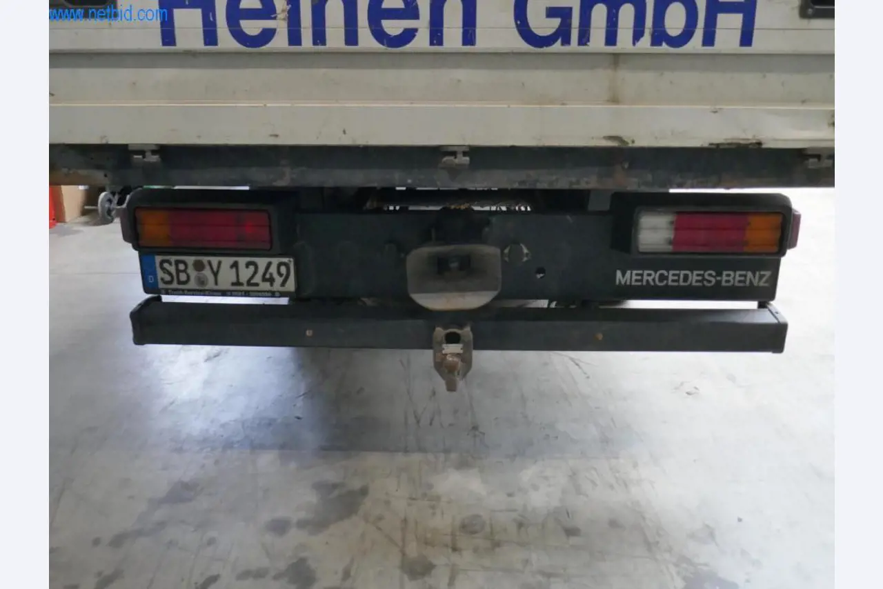 BGA, zásoby, montážní materiál a vozidla z divize střešních krytin.-5