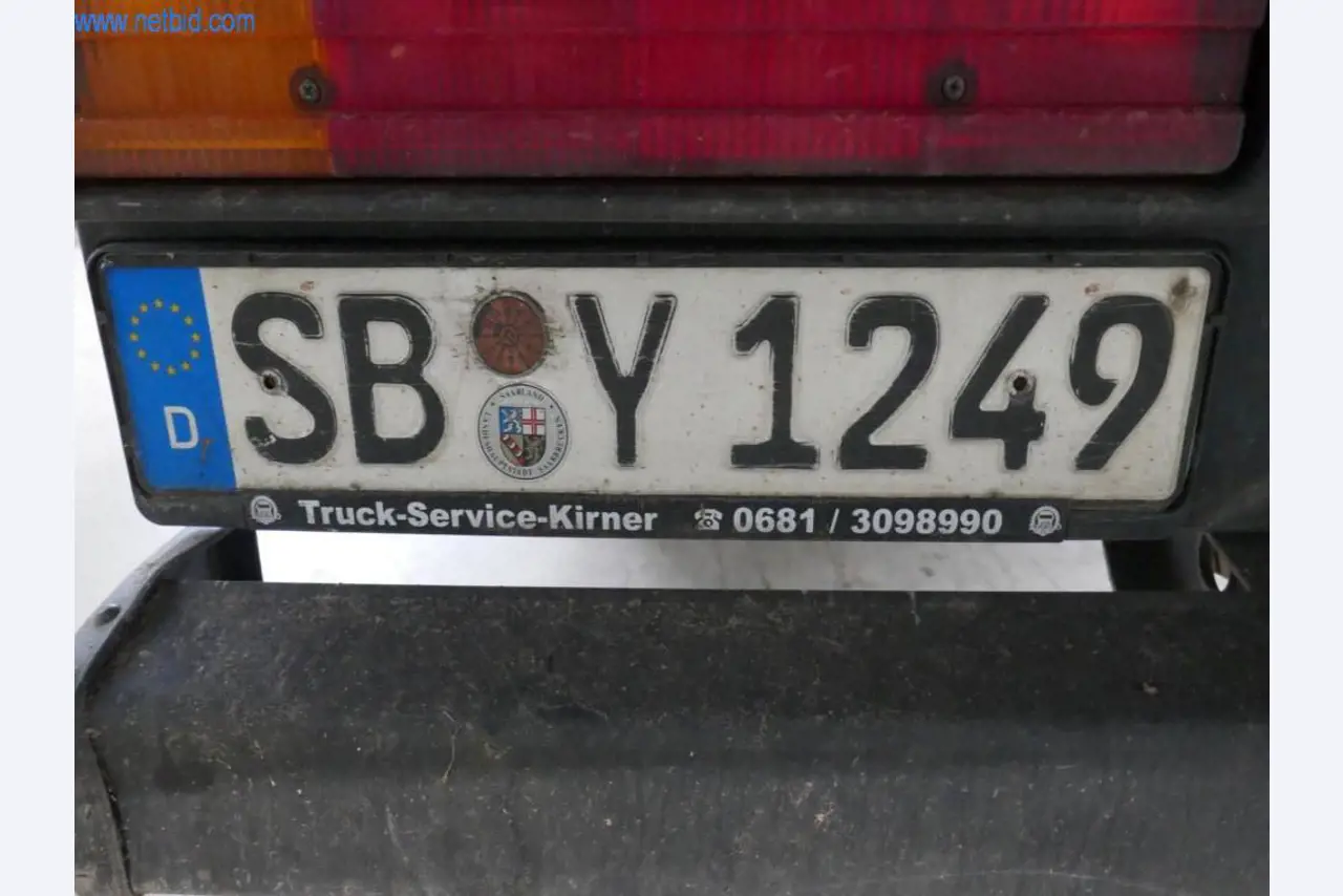 BGA, zásoby, montážní materiál a vozidla z divize střešních krytin.-6