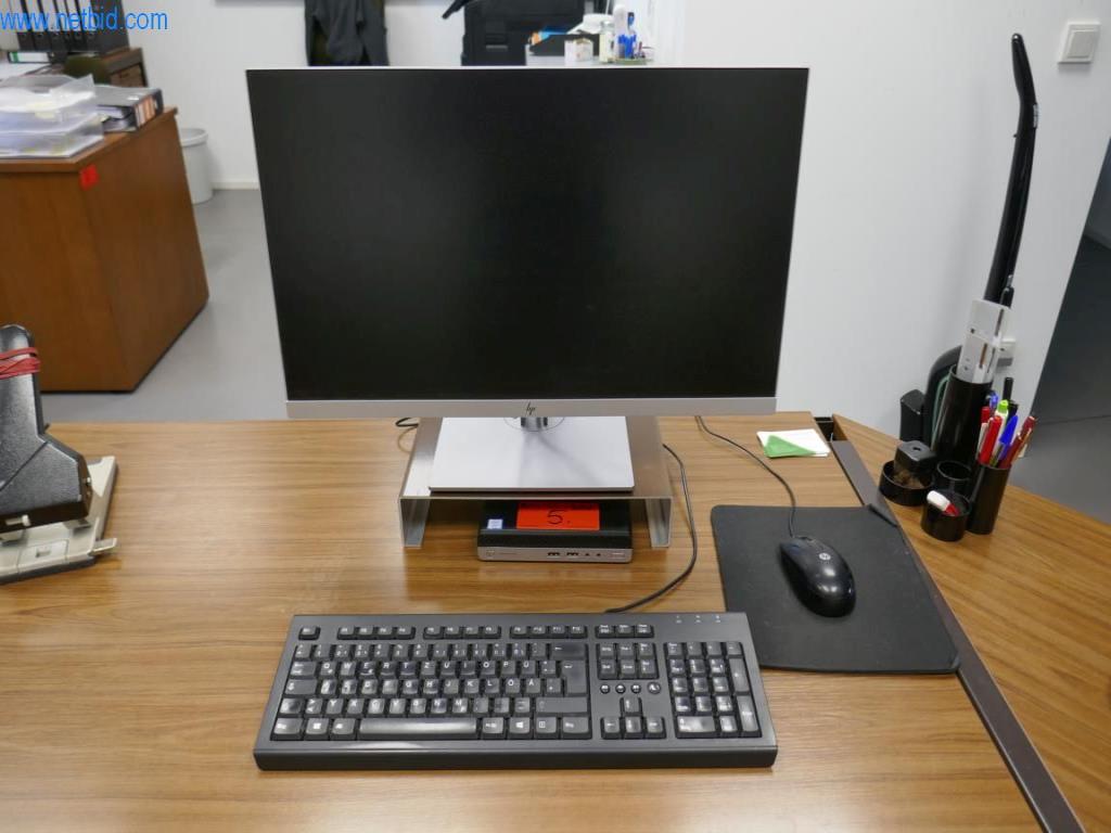 Operating and office equipment, inventories, assembly material and vehicles from the roofing sector-3