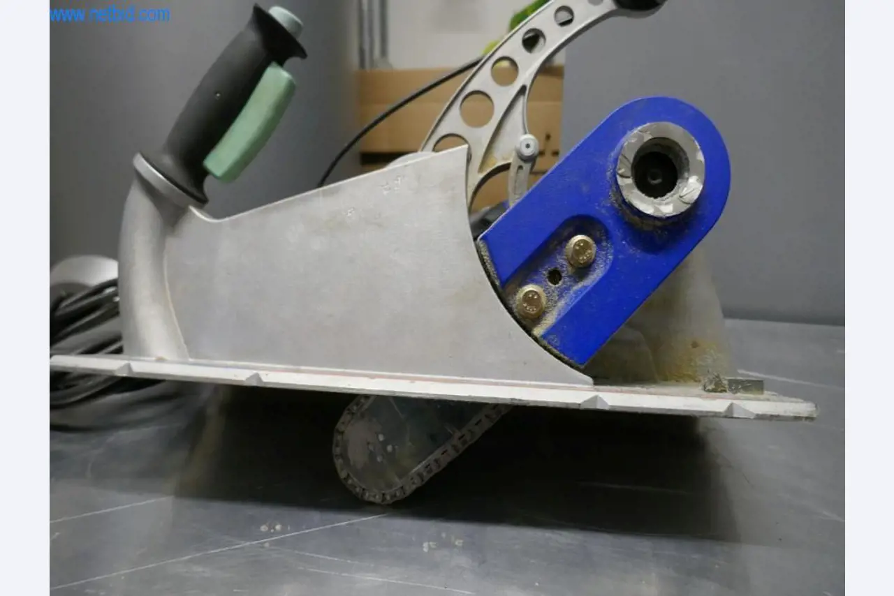 BGA, Warenvorräte, Montagematerial und Fahrzeuge aus dem Bereich Dachdeckerei-3