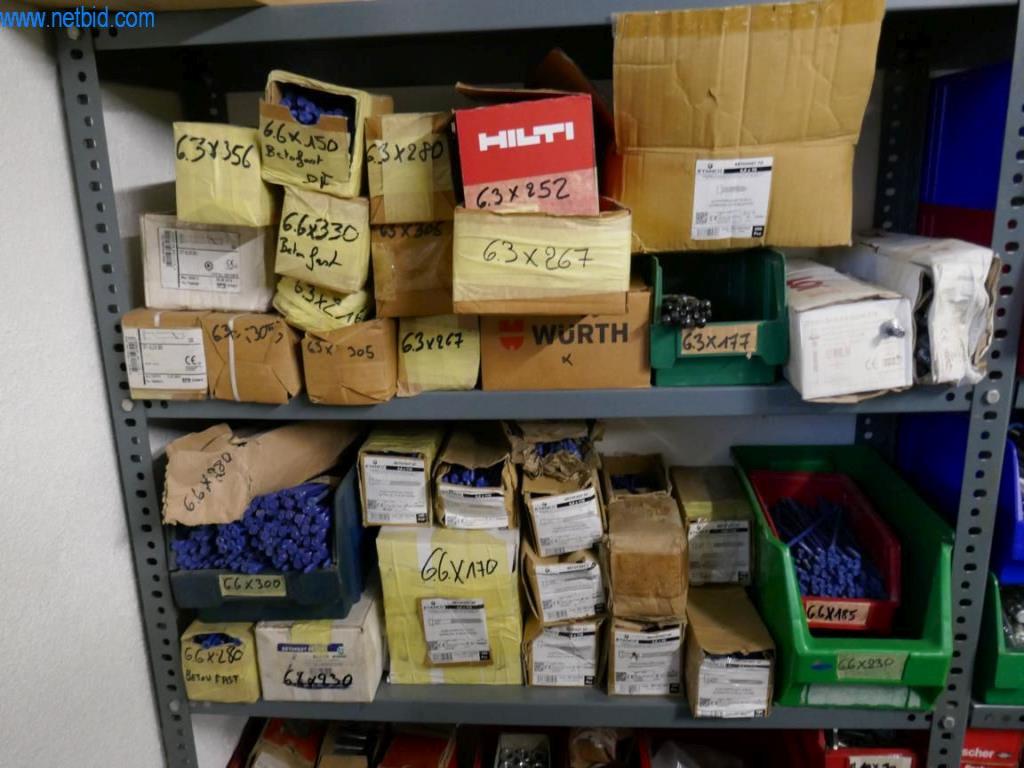 BGA, zapasy, materiały montażowe i pojazdy z działu pokryć dachowych-8