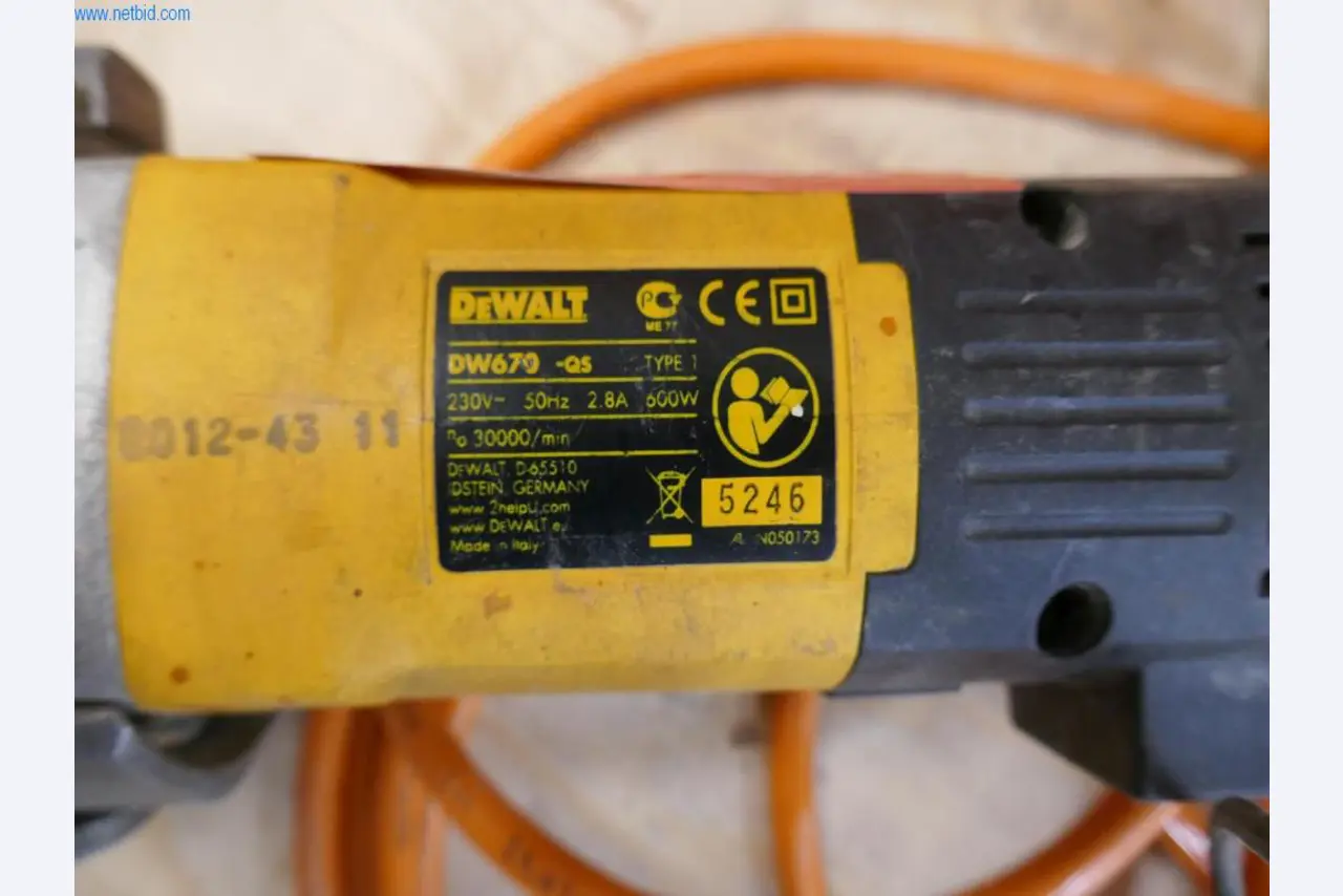 BGA, zapasy, materiały montażowe i pojazdy z działu stolarki otworowej-2