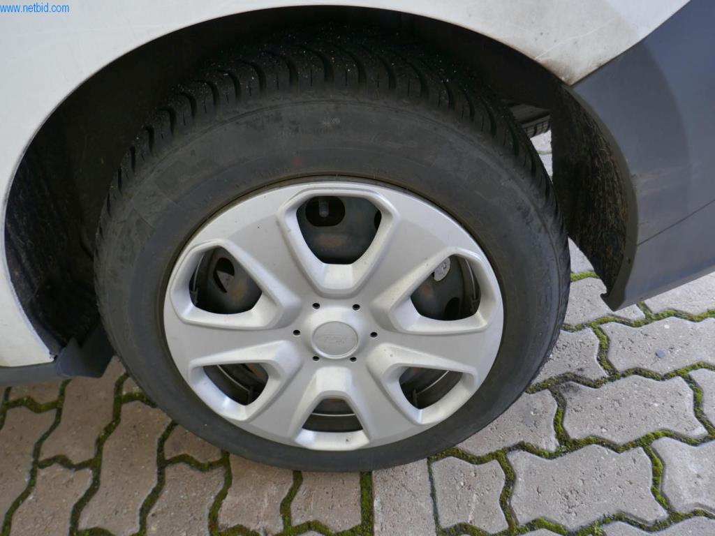 BGA, zásoby, montážní materiál a vozidla z truhlářské divize.-15