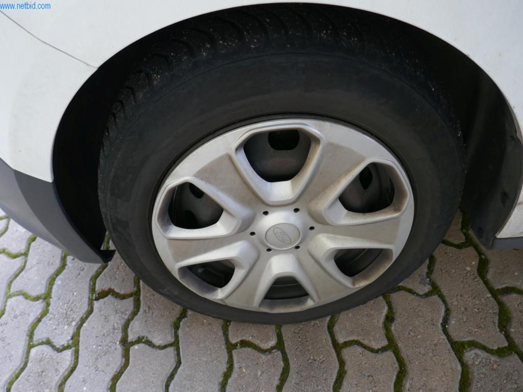 BGA, zásoby, montážní materiál a vozidla z truhlářské divize.-16