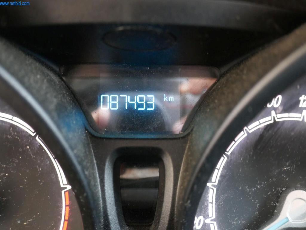 BGA, zásoby, montážní materiál a vozidla z truhlářské divize.-6