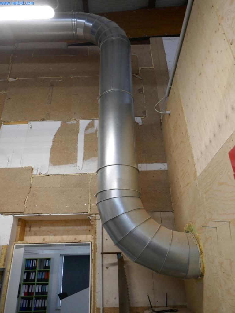 BGA, zapasy, materiały montażowe i pojazdy z działu stolarki otworowej-5