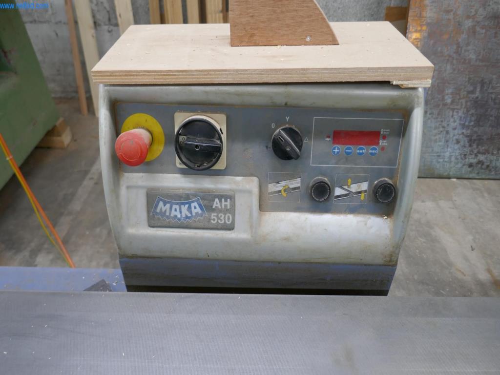 BGA, zásoby, montážní materiál a vozidla z truhlářské divize.-2