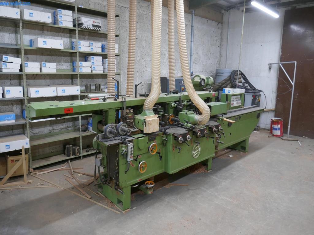 BGA, zapasy, materiały montażowe i pojazdy z działu stolarki otworowej-2